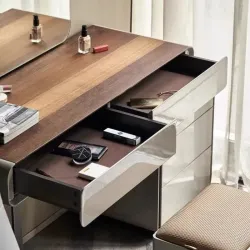 Dressing table set with high-gloss coated wood top