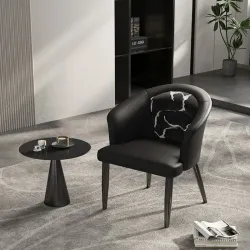 Lightweight Italian dining chair